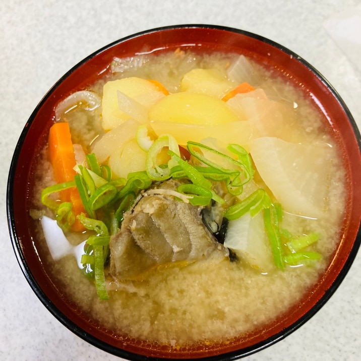 じゃがいも大根入りカジカの味噌汁